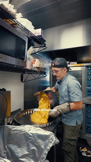 Ramadan is almost over… and you still haven’t tried our gourmet meals? 🌙 This is Chicken Kabsa - a traditional Arabian rice dish made with fragrant Kuwaiti-imported spices, tender chicken, and slow-cooked basmati rice packed with flavor. 📍 Pita Valley 1835 E University Dr #9, Tempe, AZ 85281 #pitavalley #chickenkabsa #ramadan #tempeaz #azfoodie