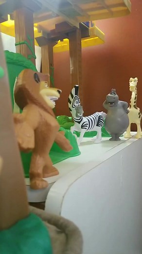 Madagascar Characters: Alex, Marty, Gloria, and Melman Explained