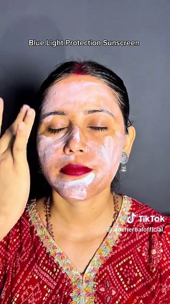 Tinted Sunscreen for Natural Pigmentation Coverage