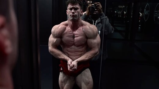 Jake Collins on Instagram: "This is the most ridiculous 21 year old physique you will ever see quite frankly Code Jswole @breathedivinity #gym #fitness #aesthetics #bodybuilding #classic #shoulders #aesthetic"