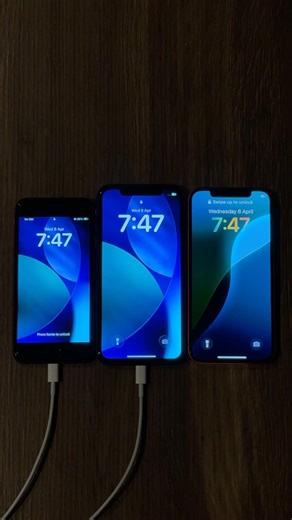 iOS 26 iPhone SE 2 Vs iOS 26 iPhone 11 Vs iOS 18 iPhone 12 Startup Test.