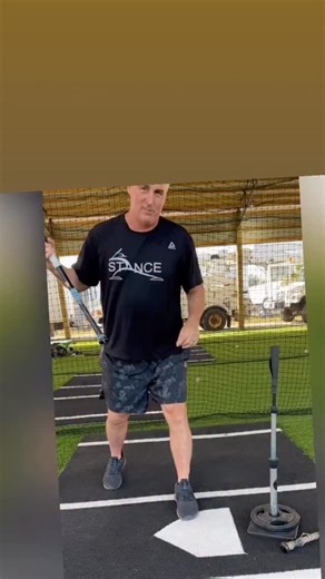 Steve Schwarz on Instagram: "No rhythm? Can’t dance? Try these simple rhythm feels before you swing: Rhythm is the pattern- Tempo is the speed. Slow tempo good rhythm. 1️⃣ up downs 2️⃣ waggle 3️⃣ lasso 4️⃣ walk behinds And maybe the Bonds Pump Get your body moving → your swing gets cleaner, faster, and way more athletic. Feel the rhythm first. Then swing. 🥁⚾️🔥"