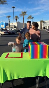Prize game in public makes people happy | TW's America