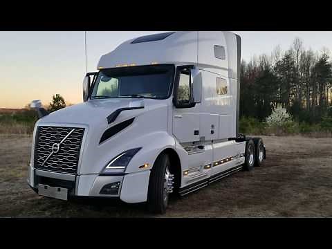 2019 Volvo VNL 760 Semi Truck Full Walkaround Exterior and Interior