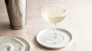 Easy Lemon Drop Martini Recipe - Tasting Table