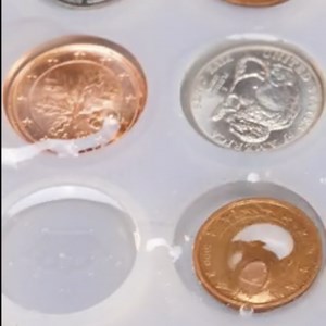 Brillante Dekorationsidee mit Münzen, Geldscheinen und Epoxidharz | 5-Minuten Tricks Familie