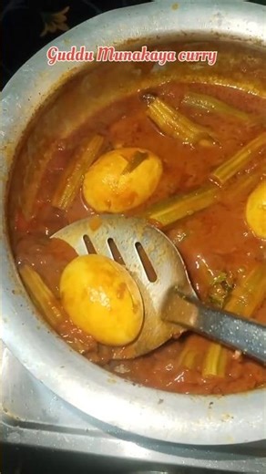 😍 ఒక్కసారి చేస్తే మళ్లీ మళ్లీ చేస్తారు! Guddu Munakaya Curry Recipe #Pavicreations #shorts