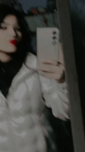 kamya shukla on Instagram: "Papi chulo #song #trending #virelreels #ytshots"