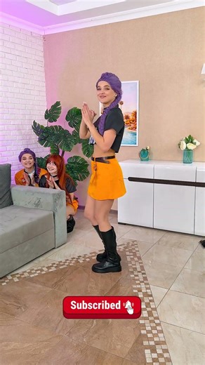 Crossdressing Trend?! 👗🔥