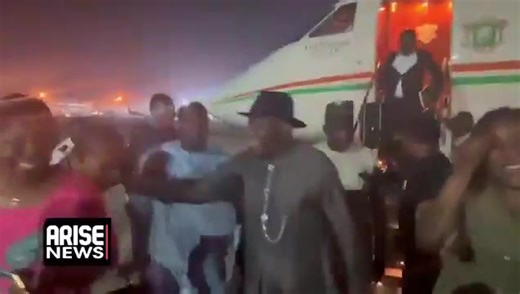 Video Former President Goodluck Jonathan has returned to Nigeria after being caught off guard by the coup that occurred during his visit to Guinea-Bissau. | JUST EVENT ONLINE