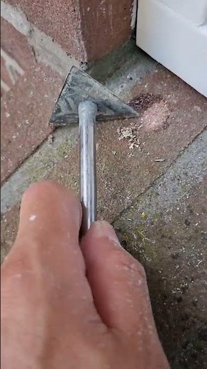 REMOVING PAINT FROM A WALL!