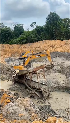 Daily Operation of Gold Mining Equipment Explained