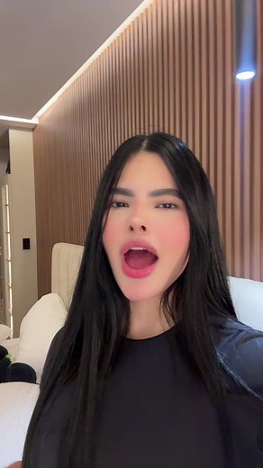 Videos de kimberly delgado (@kimberlyrdelgadoaoficial) con “sonido original - Mandy (๑>◡