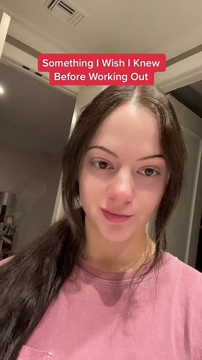 I WISH someone told me this in the beginning #fitnesstips #fitnessmotivation #gymmotivation #weightloss #weightlossmotivation #workoutroutine #greenscreen