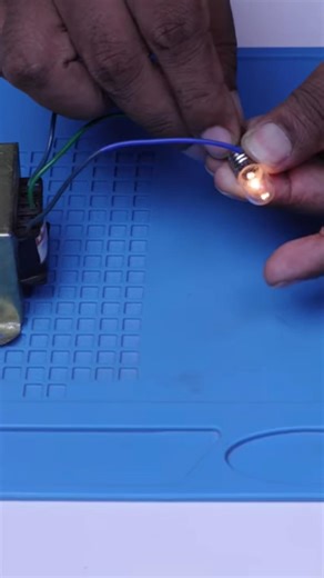 AC vs DC in real life ⚡ shocking demo! #shorts #arduino #viral#embeddedsystems #electronics#science