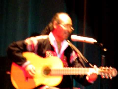 Y Moan: Giấc Mơ Chapi (live in Hà Nội 6-8-2010)