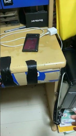 スマホ壊れました。修理に出せますか？、データは残ってますか？有識者の方是非教えてください。