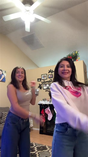 Fun Dip Dance! Dale! 🔥@Pitbull #dadip #fundip #fyp #viraltiktok #trending