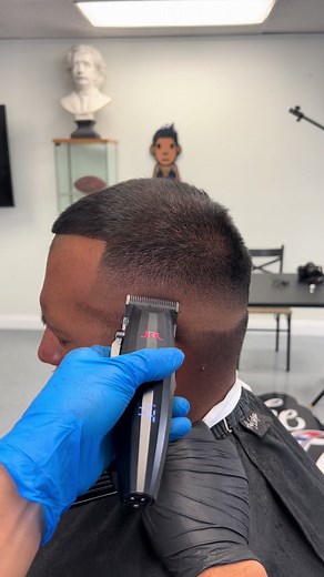 How to Achieve the Perfect Mid Skin Fade
