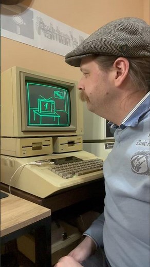 The Original Apple-Vision: 1978 apple II integer BASIC program by Bob Bishop #retrocomputing #asmr