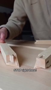 STOP Using Screws! Learn The Secret V-Lock Dovetail Joint for...