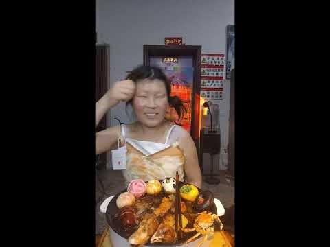 🔴 LIVE：🔥大胃王狂炫！10 斤美食堆成山，挑战一小时清空餐桌 🔥Foodie King's Feast! 10 Jin of Food Piled Like a Mountain