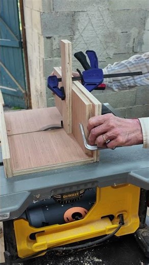 Making a Box Jig and Small Workshop 3D Printed Dust Extraction