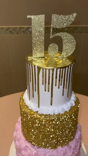 Four Tier Quinceañera Cake Tutorial | Gold Cake Decorating Ideas