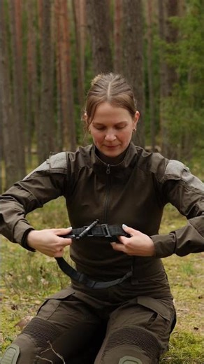 How to fold a tourniquet for fast access