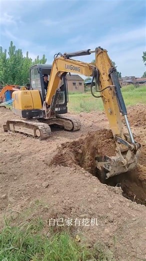 Fengqiu Excavator Expertise: Hands-On Training for Aspiring Apprentices