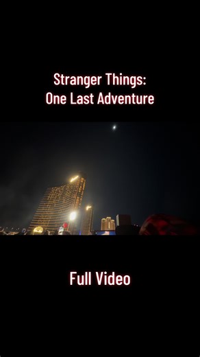 The coolest experience ever! So glad I got to go with @Cassie Thanos #vegas #strangerthings #strangerthingsseason5 #fyp #fypシ