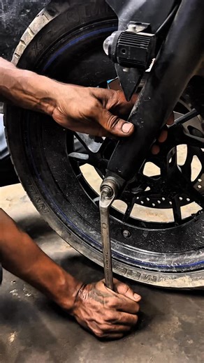 16K reactions · 737 shares | Mechanic life not easy ⚙️️ . . . . . . . . . . . . #mechanic #mechanical #mechanicalengineering #mechanics #mechanicalpencil #mechaniclife #mechanicalmod #biomechanics #mechanicalbull #mechanicalkeyboard #mechanicalengineer #mechanicalwatch #mechanicslife #mechanicalanimals #mechanicalmods #mechanicproblems #mechanicshop #mechanicaldummy | Md Amir Khan Khan | Facebook