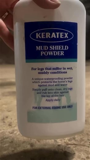 Need a bit of help with wet and muddy field conditions?⠀ ⠀ Mud Shield Powder is an easy-to-use powder which you puff onto horse’s legs for a cleansing and waterproofing action on legs which are prone to scabs and broken skin in wet and muddy conditions. ⠀ ⠀ This light talc will give your horse’s legs a breathable, resilient coat of powder that does not absorb water (and therefore does not become sticky). It also works by making the leg hair so silky that mud cannot grip on to hair or soften the 