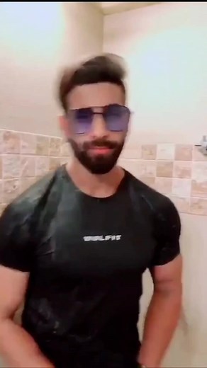 7.6K views · 435 reactions | Slay every look!! #menstyle #muscles #reelsviral #malemodel #hunks #mensfashion #slayer #bodybuilder | Aftab Shaikh : Fitness Model | Facebook