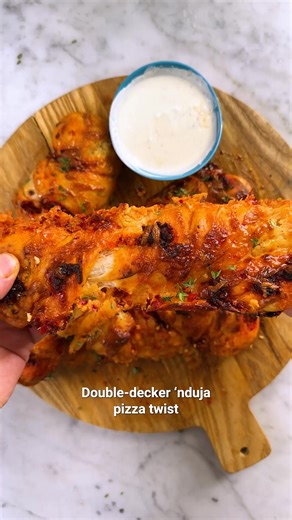 'Nduja pizza cheese twists. Twisting things up (literally!) and making it a bit more grown up with some fiery N'duja and hot honey. Recipe as always in bio! #'nudja #pizzatwist #cheesetwist #hothoney | Twisted Explore