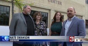 Great Falls Church bids farewell to pastor, welcomes new leader