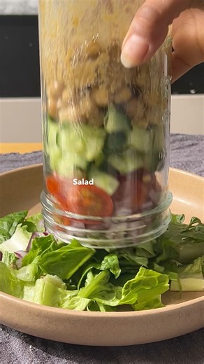 9.4K views · 69 reactions | Comment SALAD JAR and I’ll dm the recipe to you! ⬇️ This lettuce, quinoa and chickpea salad is fresh, vibrant, nutritious, and makes for perfect meal-prep mason jar salads in less than 30 minutes! + How to make salad in a jar with top tips & recipe variations! ✨ Recipe: https://plantbasedonabudget.com/quinoa-chickpea-salad-in-a-jar/ | Plant-Based on a Budget | Facebook