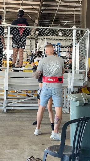Emma Saunders “BAB” warming up before her fight with Coach Earl Small “Trouble” #BAB #TeamBAB #TheBAB #IrishPrincess #IrishGypsy #kickboxing #muaythai #fyp #foryourpage #foryou #foryoureels #foryouvideos #viral #viralvideo #viralvideos #viralpost #viralposts #viralfeed #viralfeeds #viralreel #viralreels #ufc #danawhite #onechampionship Gentlemens MMA | Santa Dave Saunders