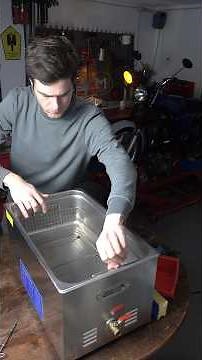 How does an ultrasonic cleaner work? 🫧