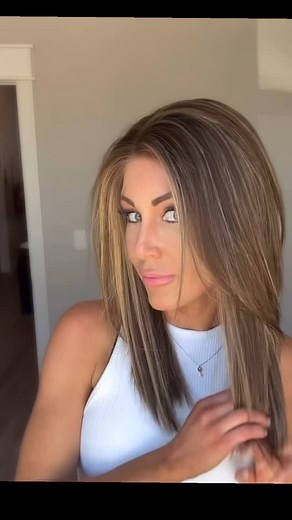 Happy Mila Monday!!! 🙌 thought we should feature this 18” Mila that’s currently restocked in (S) & (M)! She’s definitely one of our fan favorites. 💁‍♀️ #brownwig #brunettewig #wigs #wigsonline #lacefrontwig #wig #wigseller #wigshop #humanhairwig #humanhairwigs | STACKEDHair