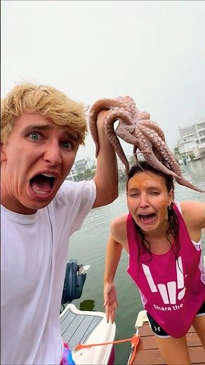 OCTOPUS got STUCK on my HEAD!! 🐙