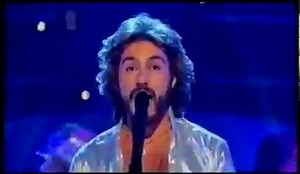 Questo è il video della prima trasmissione internazionale dei fratelli Egiziano. Era l'autunno 2002 a Manchester. ITV1. #TheItalianBeeGees #EgizianoBrothers #StayingAlive | The Italian BEE GEES
