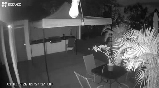 Wayn on Instagram: "🇻🇪 #Venezuela. A security camera in the La Boyera urbanization, in Caracas, captures the moment of the attack on the antennas located in El Volcan in the early hours of January 3, 2026. This was one of the first targets."