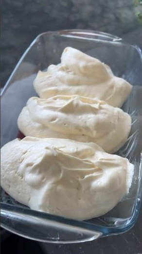 Salzburger Nockerl #rezept #backen #schnellesrezept #nussinebackt
