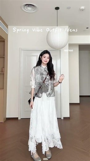 Spring Outfit Ideas: How to Dress for Perfect Photos