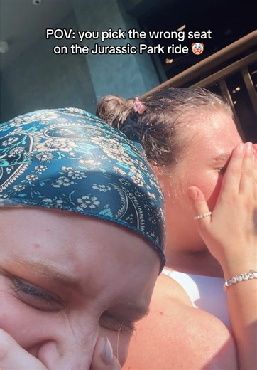 Never again 🙄 #universal #california #fail #jurassicpark #vlog