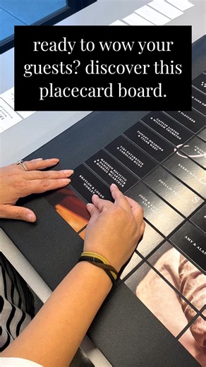 Ditch the boring seating chart and WOW your guests! This isn't your average seating chart, it's a work of art you can keep forever! Imagine their faces when they see this beauty at your reception. Plus, it's easy for to find their seats (no more wandering around confused!). Here's why this is a game-changer for your wedding: • Makes a statement: This is more than a seating chart, it's a conversation starter! People will be raving about it. ✨ • Matches your style: Want something romantic or moder