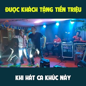 14M views · 119K reactions | Được khách tặng tiền triệu khi hát ca khúc này Cr: Thanh Hậu channel #casinhi #hatdamcuoi #giavothuonganhduockhong | Ca Sĩ Nhí | Facebook