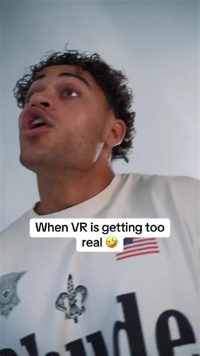 I need to see this Rosalinda #sketchcomedy #virtualreality #vr #comedyvideo #snl