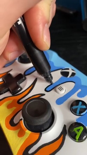 Custom Xbox Controller using Posca Markers! #shorts | Hunter Fekete